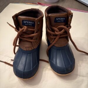 EUC Sperry Kids' Navy and Brown Duck Boots